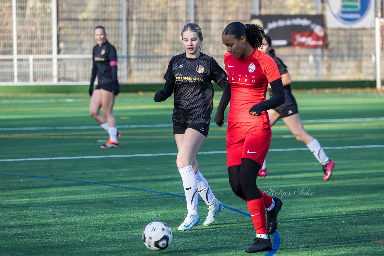 Bild 335 - wBJ VfL Pinneberg2 - Eimsbuttler TV 3 : Ergebnis: 5:0